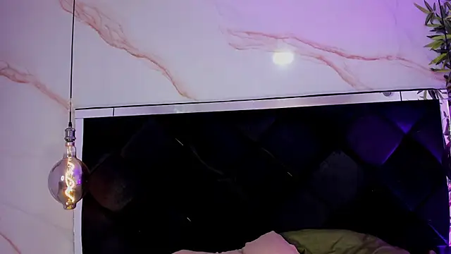 Chat XXX en directo de Ibbie_drastic