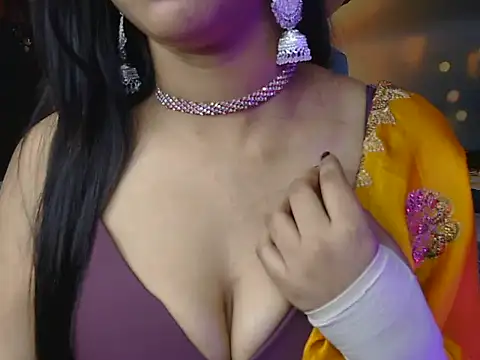 its-samyara's Webcam Show