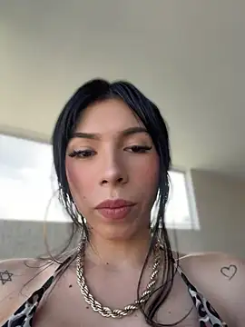 Marily_Daniela_ Adlı Modelin Canlı XXX Sohbeti