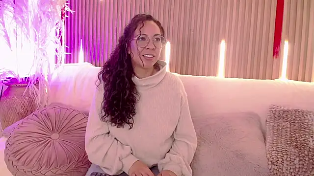 Chat XXX en directo de Velvet_Curly