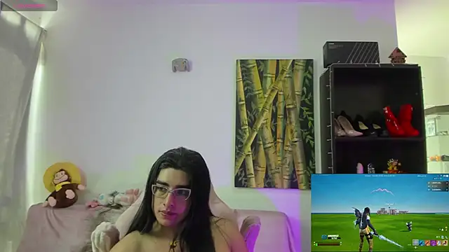 Khalifa_Gold Adlı Modelin Web Kamerası Şovu