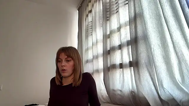 ShonnaTweddle Adlı Modelin Canlı XXX Sohbeti