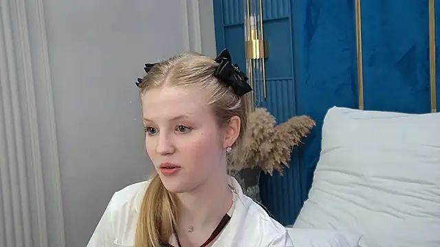 LilianHowards 现场XXX聊天