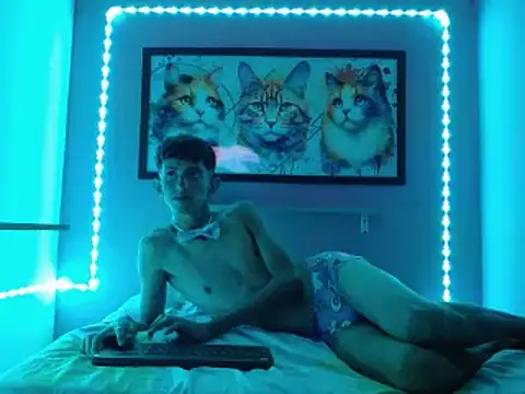 twink_baby_18's Webcam Show