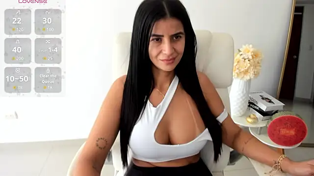 Chatroom XXX en direct de renata_t_