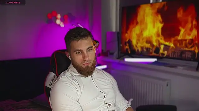 Sweeet__boy élő XXX-chatje