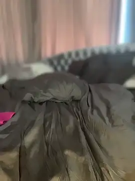 XXX chat uživo modela PinaColaBoom