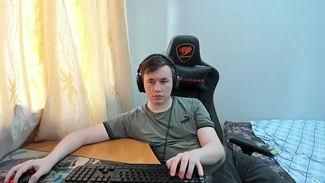 iliaskrislove's Live XXX Chat