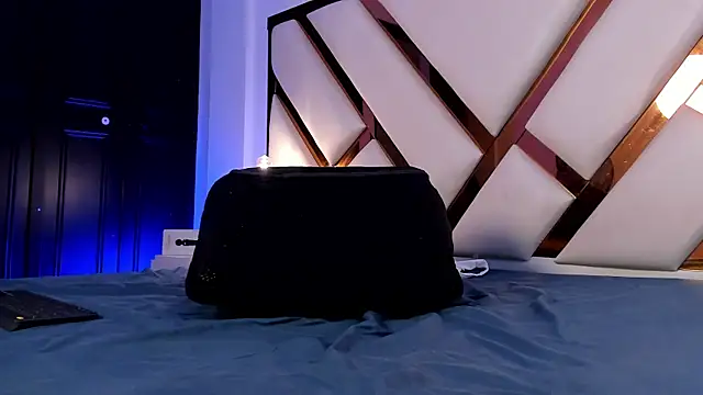 Aron_cruzn Webbikameraesitys