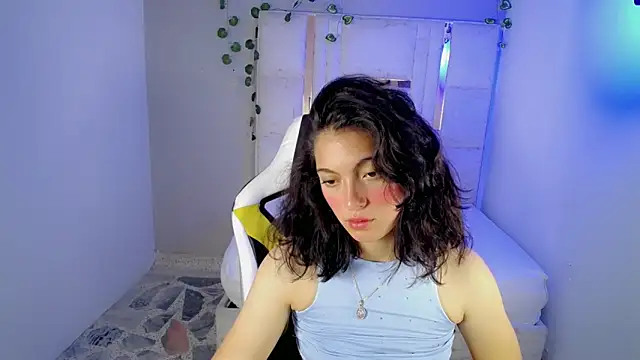 Chat +18 de Dolce_more ao vivo