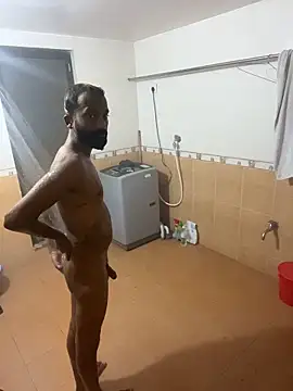 bigfatdick111 Adlı Modelin Canlı XXX Sohbeti