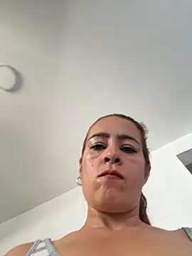 Natigoonzalez's Webcam Show