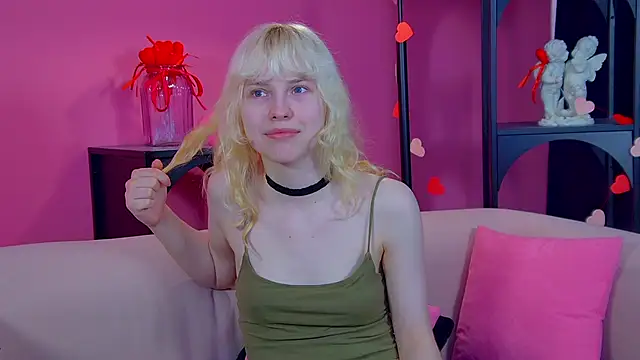 HannahHollis Adlı Modelin Canlı XXX Sohbeti