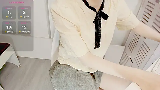 Chatroom XXX en direct de mimi_babyyy