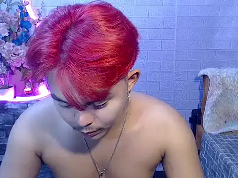 Bigboy_Hiro Adlı Modelin Canlı XXX Sohbeti