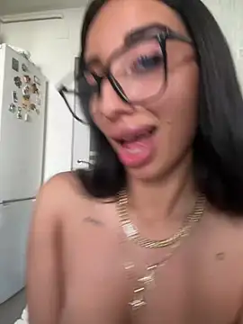 Chatroom XXX en direct de BlueEyes_BB