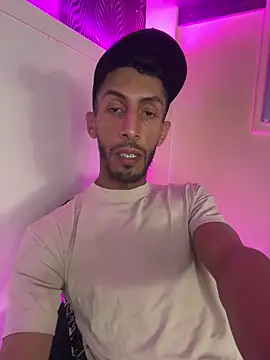 Yassir-xxxl webcam show
