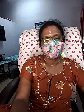 umashreetamil's Webcam Show