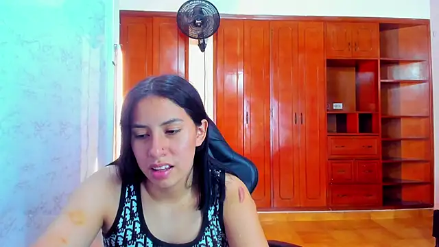 Soffy_and_Emily Webcam show
