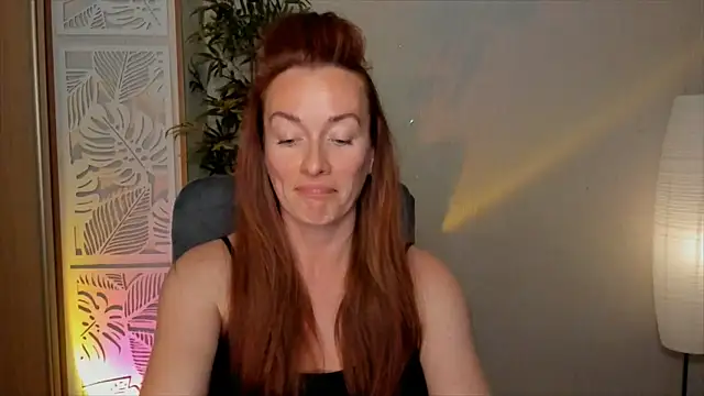 XXX chat uživo modela RebeccaMartinez