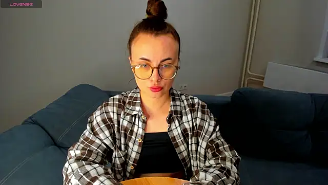 MewStella Chat XXX in diretta