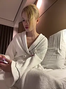 sharony_x Chat XXX in diretta