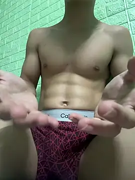 chickenplus07 Webcam-Show