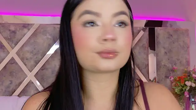 ValeriaOrtega's Live XXX Chat