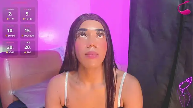 bayolet_ élő XXX-chatje