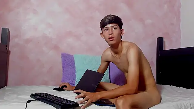 Pertunjukan Kamera Web Baby_noahtt