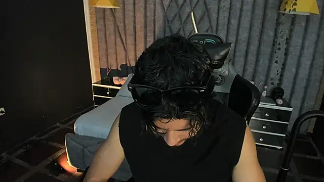 NicolaiKarav Webcam Show