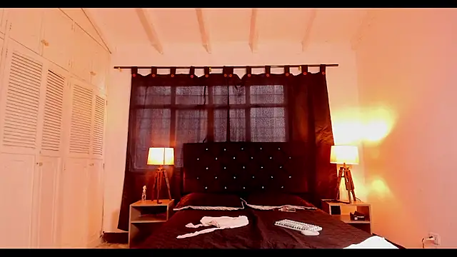 YasiryCoper webcam show