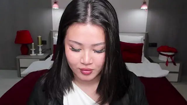 Chatroom XXX en direct de Brunette_Charm