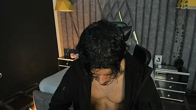 NicolaiKarav Pertunjukan Webcam