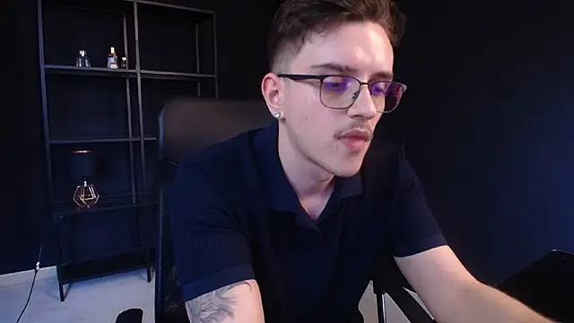 FelixStarkk Chat XXX live