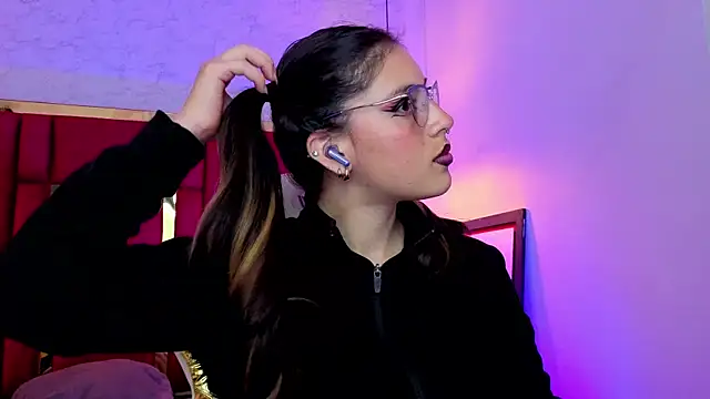 Chat +18 de moon_winy ao vivo