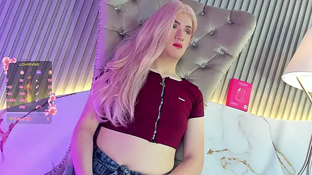Show de Victoria_Hiills na webcam