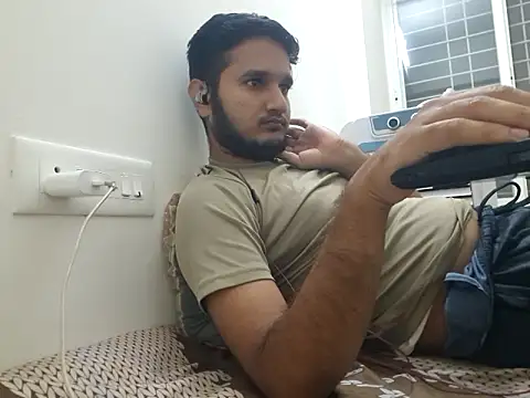 young-hairy-jon Webcam show