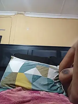 Webkamerová show JuicyMilkyTizzy