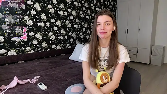Онлайн чат XXX NeidaGowing