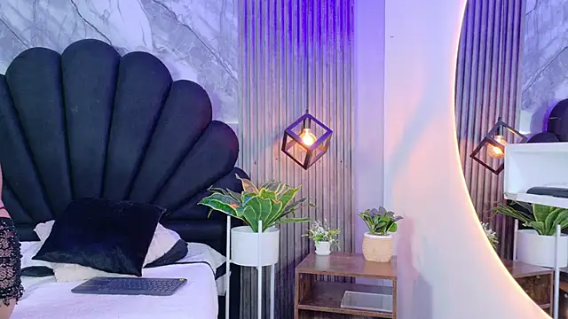 _charlotte_quee_ Chat XXX in diretta