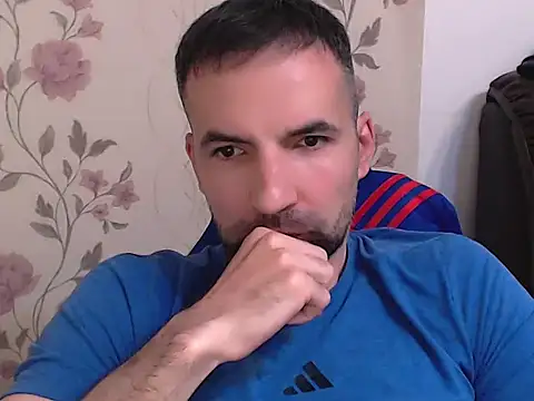 Leo_1617 Webcam show