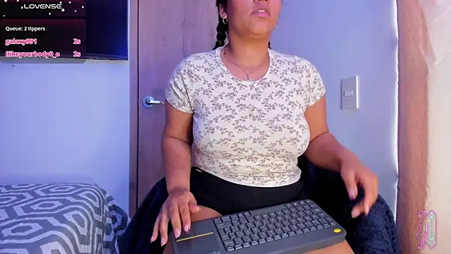 Chat XXX ao vivo de iriss_25