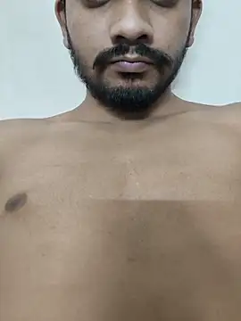 12ashujii Show Webcam