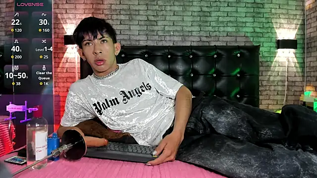 Tommy_Fox 在線直播表演