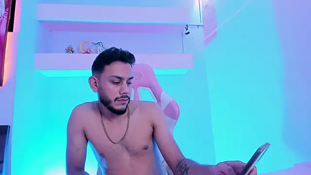 Boss_Domiinator Webcam-Show