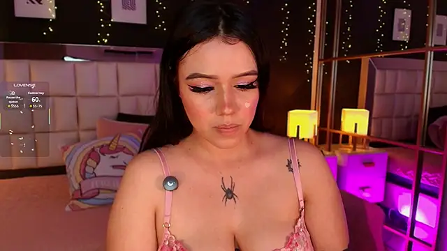 aria_bloomer – Live XXX-chat