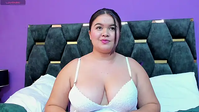 Chat +18 de MaluJensen ao vivo