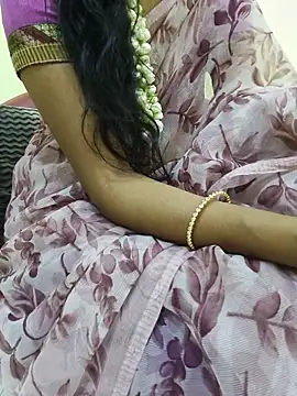 Cuteteluguammmaie's Live XXX Chat