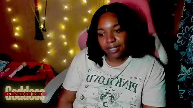 Chat XXX ao vivo de MercedesRedd